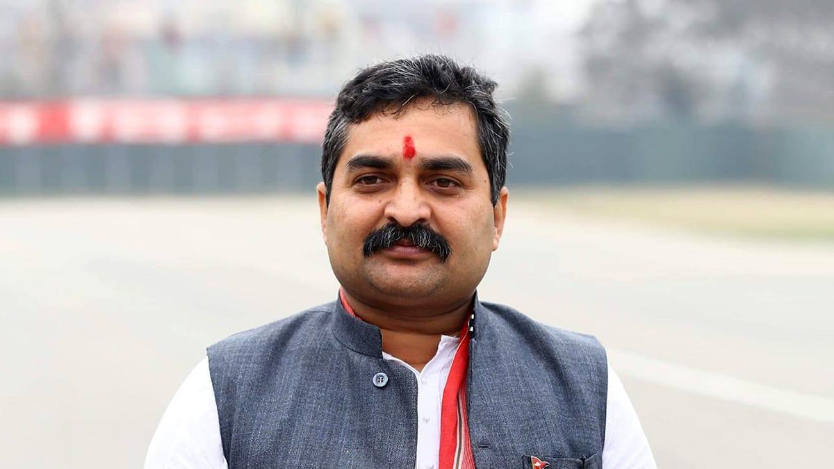 पदमुक्त प्रदेश प्रमुख झा भन्छन्-  अंगीकृत नागरिक र मधेसी नेताबाट मधेसको सुरक्षा खतरामा छ (भिडियो)