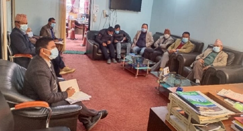 यी मागसहित वडा कार्यालयमा स्थानीयले लगाए ताला
