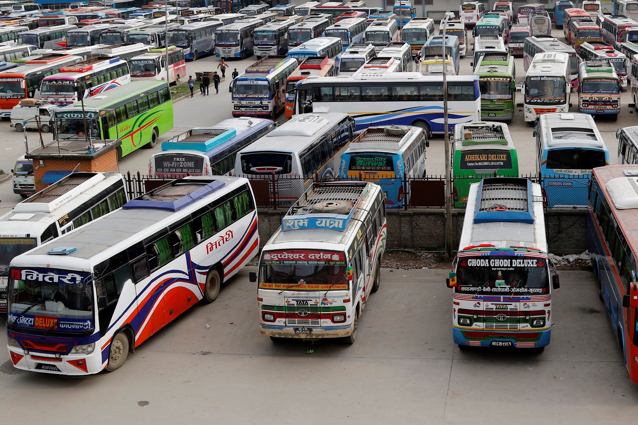 ‘अझै चलेन सार्वजनिक यातायात’