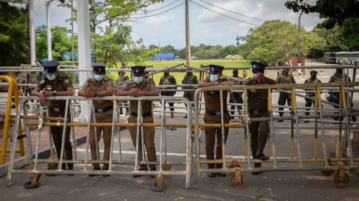 श्रीलङ्कामा सङ्कटकाल लागू, नयाँ राष्ट्रपति चुन्ने प्रक्रिया सुरु