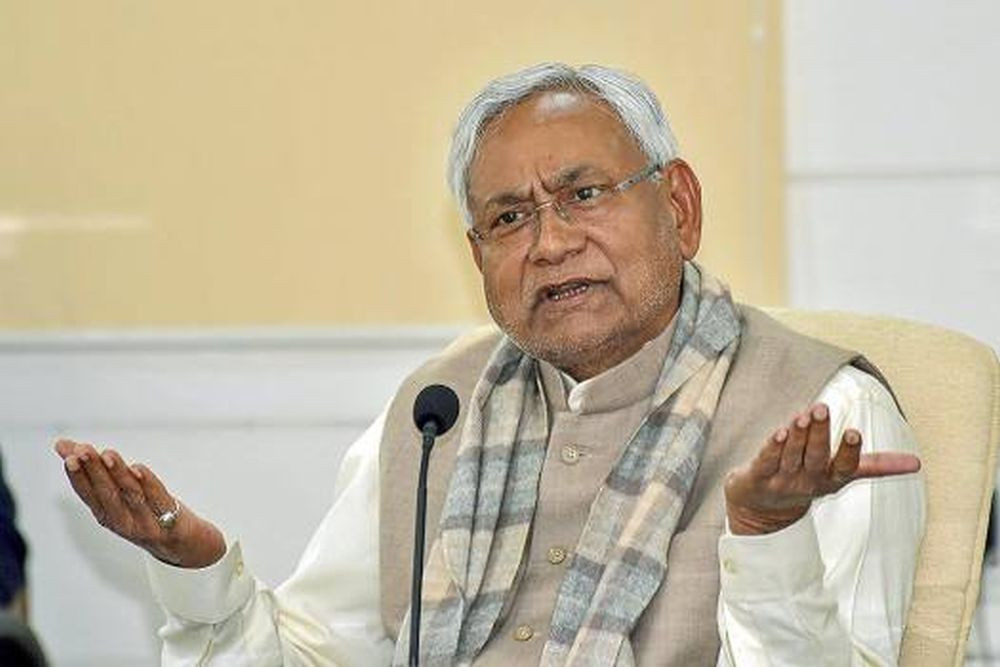 भारतको बिहार प्रान्तका मुख्यमन्त्री नितिशले दिए पदबाट राजीनामा