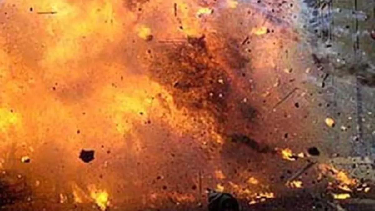 मस्जिदमा प्रार्थनाको समयमा शक्तिशाली विस्फोट