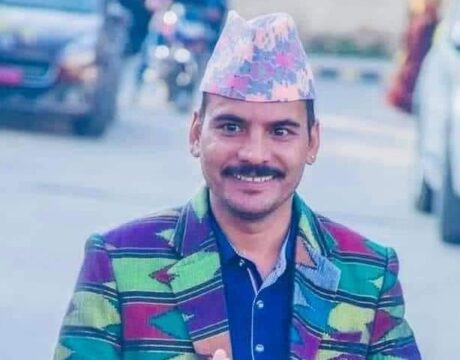 शिव भगवान माथी कमेडी धार्मिक आस्थामा चोट भन्दै निर्देशक माग्ने बुढा माथी खनिए दर्शक
