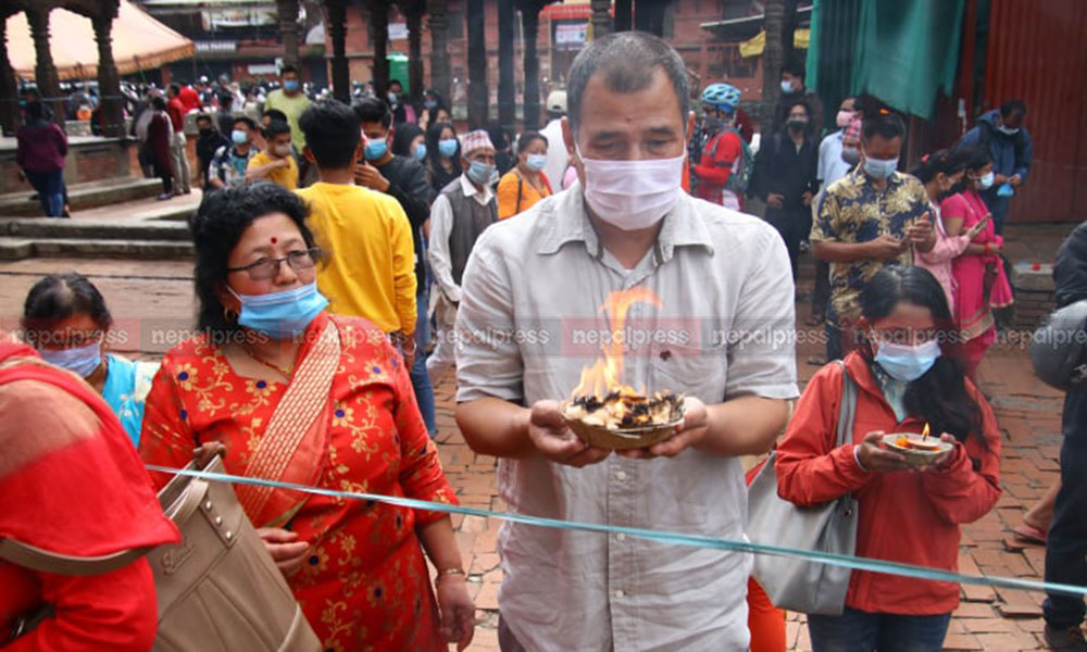 रातभर जाग्राम बसी समापन गरियो श्रीकृष्ण जन्माष्टमी व्रत