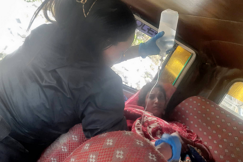 दुर्गम बागलुङको नियति : नर्मताले बाटोमै मृत बच्चा जन्माइन्