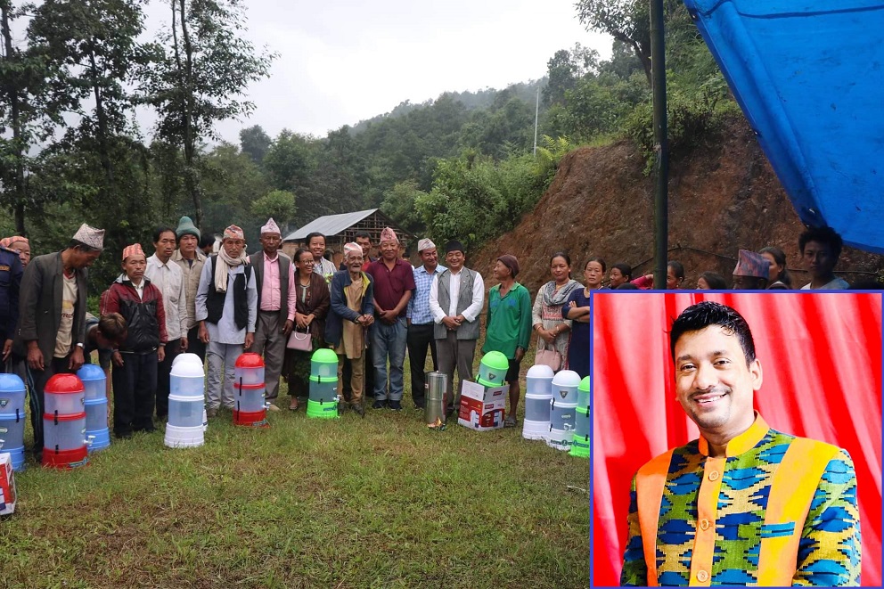 इजरायलमा कार्यरत देव बाँसकोटाद्धारा आफ्नो जन्मदिनको अवसरमा रु. ४० हजार बराबरको फिल्टर प्रदान
