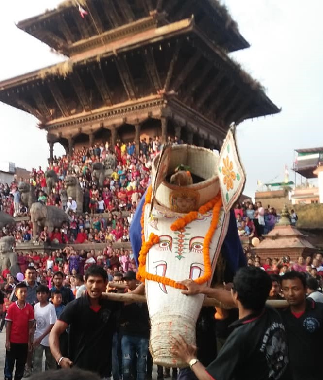 भक्तपुरमा यसरी भनाइन्छ आठ दिने इन्द्रजात्रा