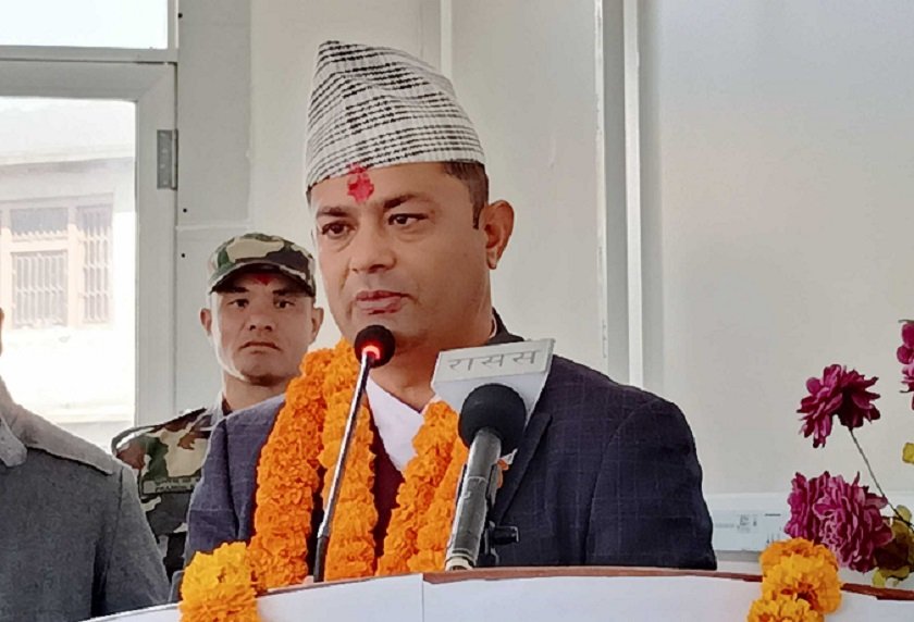 राष्ट्रपति निर्वाचनको मुखमा स्वास्थ्यमन्त्री गिरीको स्वीटजरल्याण्ड भ्रमण