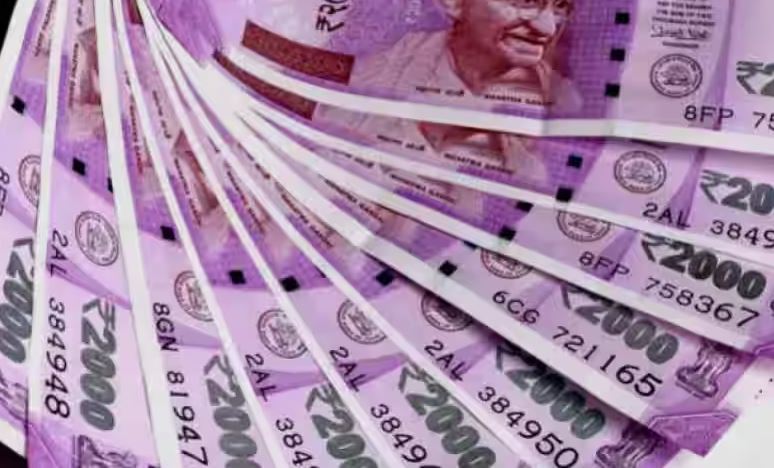 दुई हजार दरका नोट चलनचल्तीबाट हटाउने भारतको घोषणा