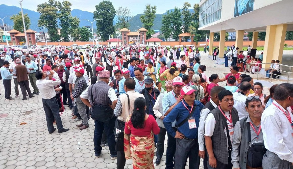 एमाले लुम्बिनी प्रदेश अधिवेशनमा नेतृत्वका लागि मतदान सकियो, नतिजा आजै आउने