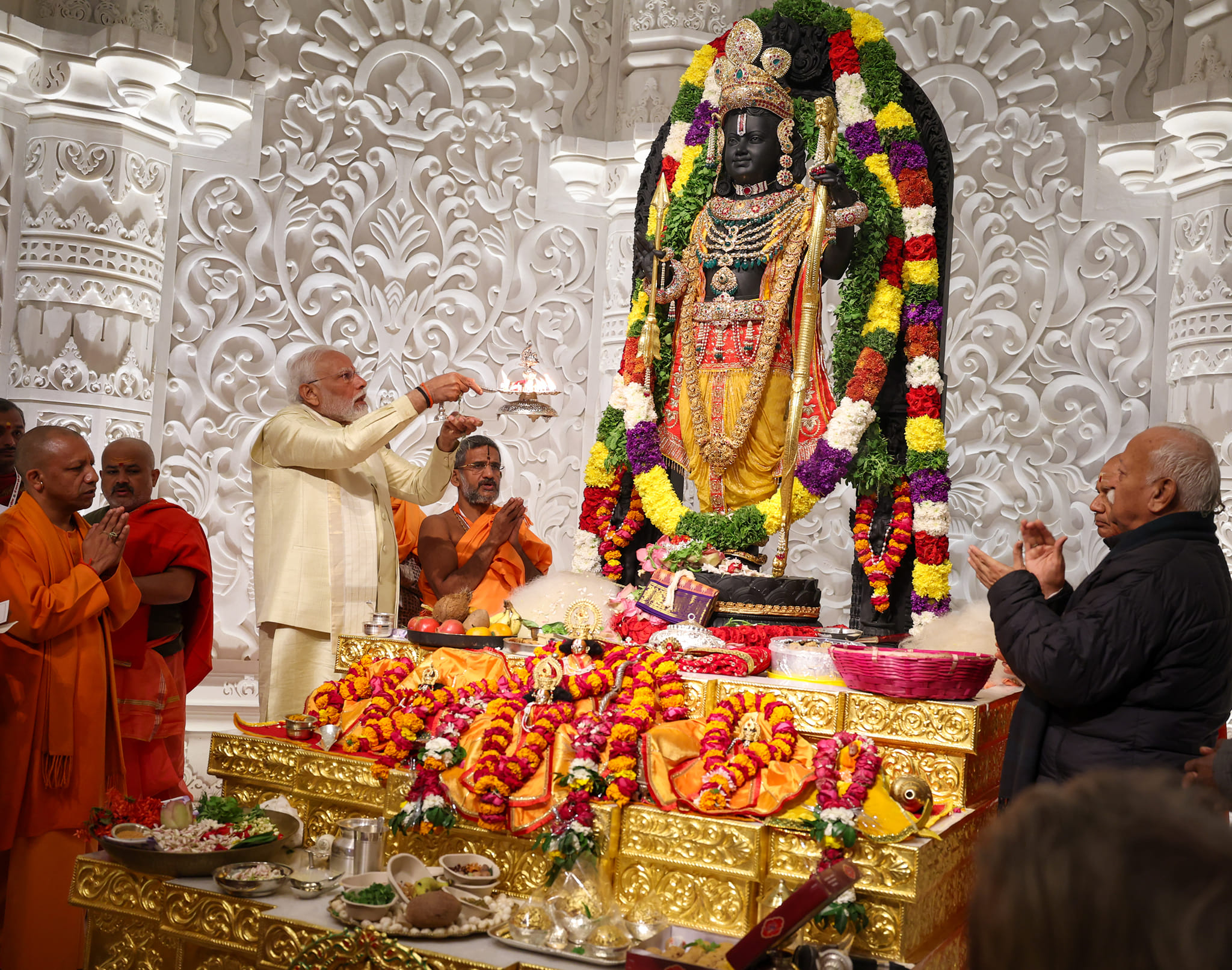 भारतको अयोध्यामा राम मन्दिरको प्राण प्रतिष्ठा सम्पन्न, मोदीले गरे मुख्य भूमिका निर्वाह
