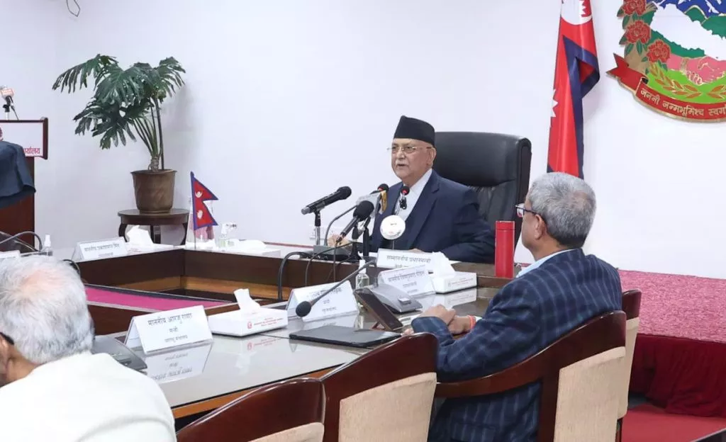 सरकार अहिले ढल्छ, भरे ढल्छ, भोलि बिहानै ढल्छ भन्ने अफवाहरु फैलाइँयो: प्रधानमन्त्री ओली